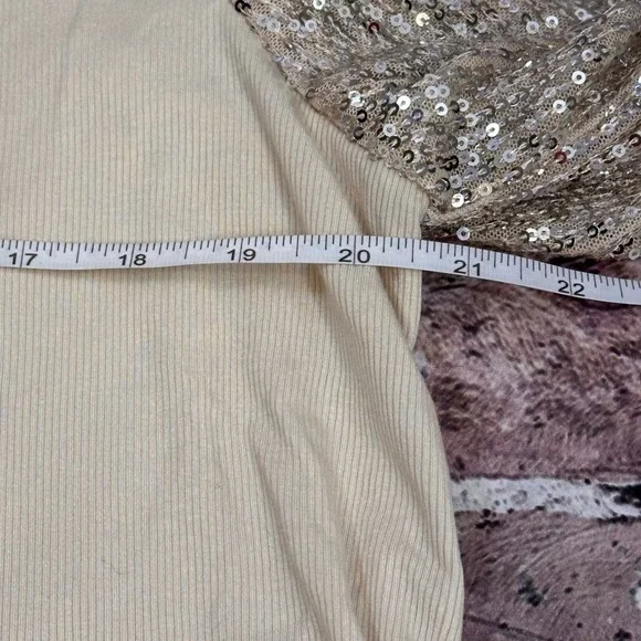 Torrid 2X NWT Champagne Ribbed Crew Neck Sequin Sleeve Long Sleeve Top 41055056 - Picture 12 of 15